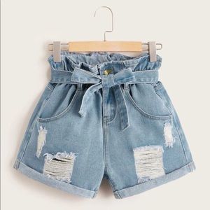 PAPERBAG WAIST JEAN SHORTS W BELT